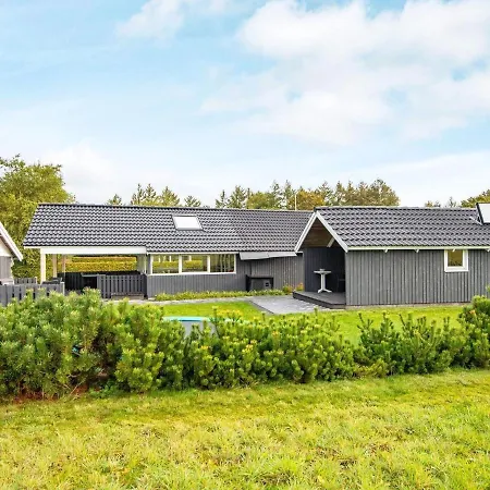 8 Person In Holiday home Hovborg
