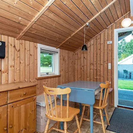 Family Retreat In - By Traum